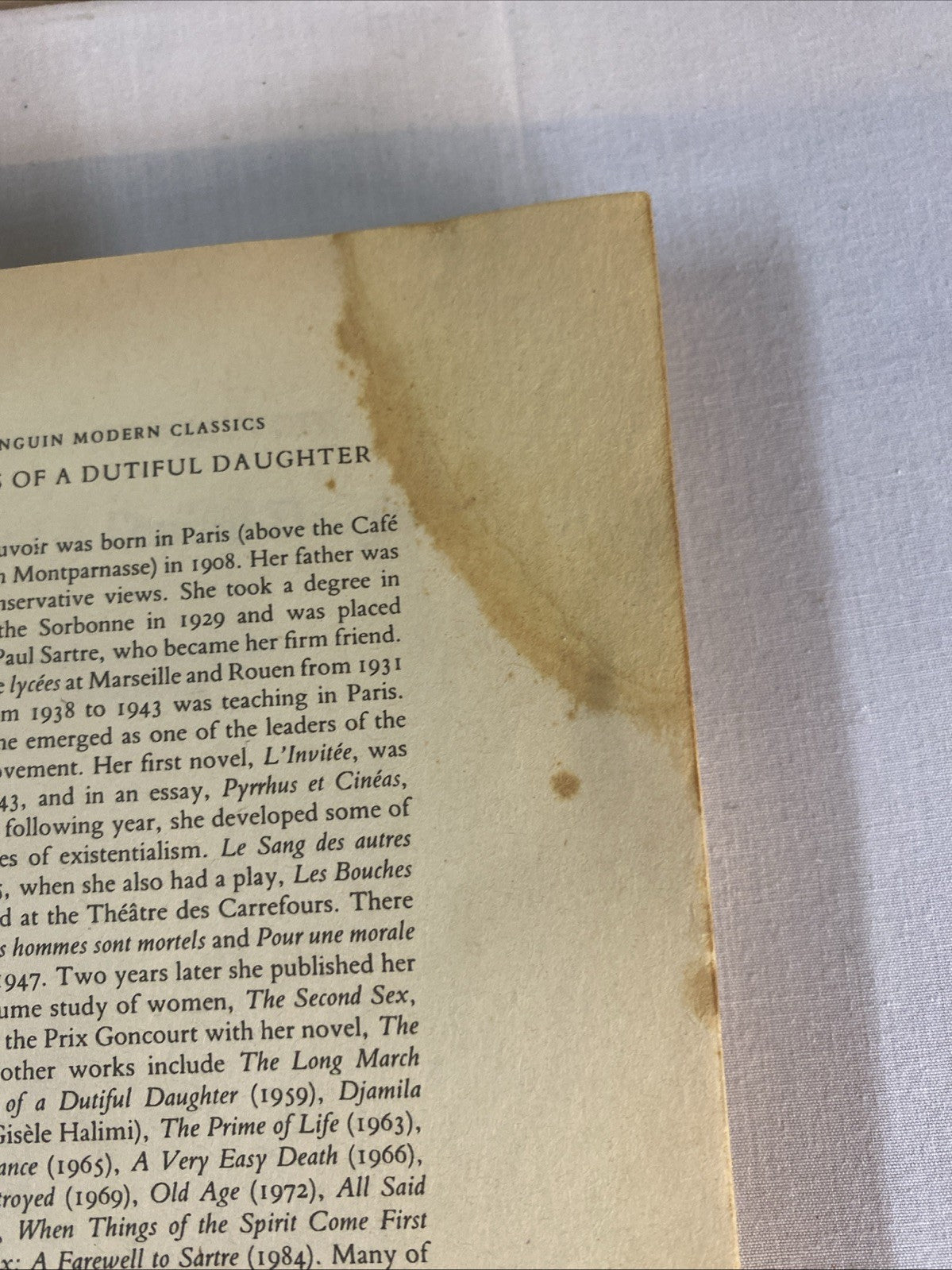 Memoirs of a Dutiful Daughter by Simone de Beauvoir